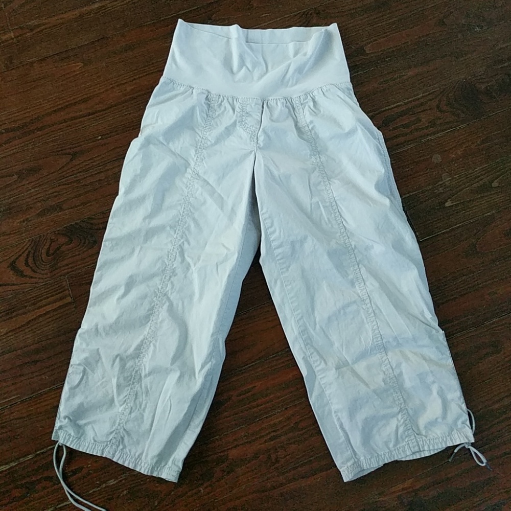 Ann Taylor Loft khaki Maternity capris